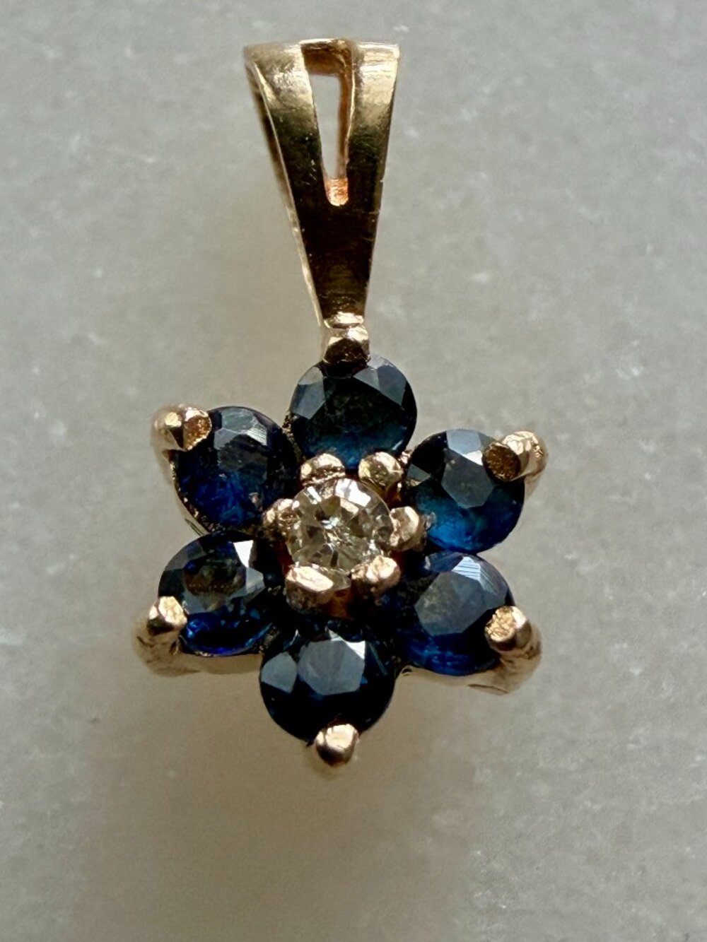 Vintage 14K Yellow Gold Sapphire & Diamond Flower Charm Pendant – Tiny Floral